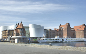  Das OZEANEUM auf der Hafeninsel,  Carl-Ernst Stahnke/pixelio.de 